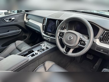 Used Volvo XC60 2023 for sale - 77396696: Photo