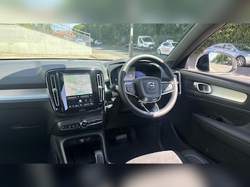 Used Volvo XC40 2026 for sale - 79093138: Photo