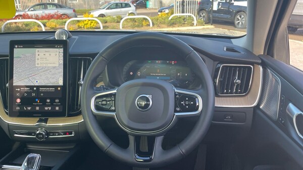 Used Volvo XC60 2025 for sale - 76136874: Photo 10