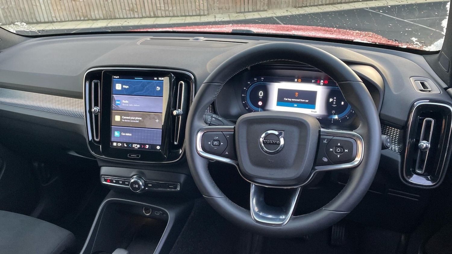 Used Volvo XC40 2025 for sale - 76990275: Photo 10