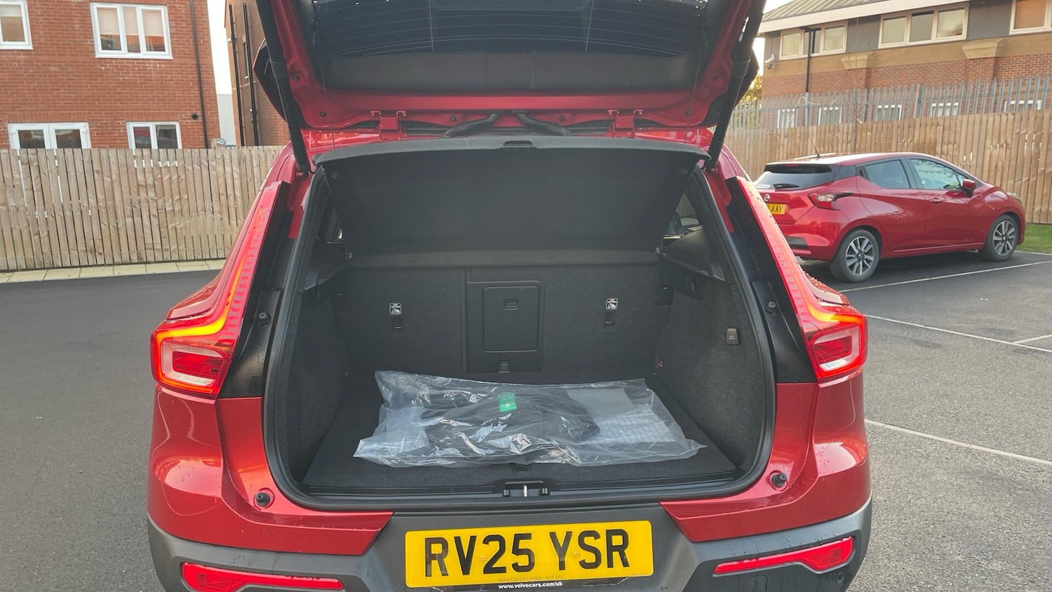 Used Volvo XC40 2025 for sale - 76990275: Photo 13