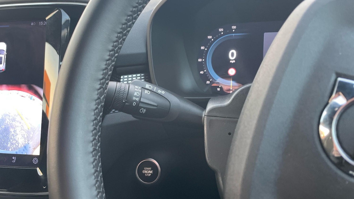 Used Volvo XC40 2025 for sale - 76990275: Photo 20