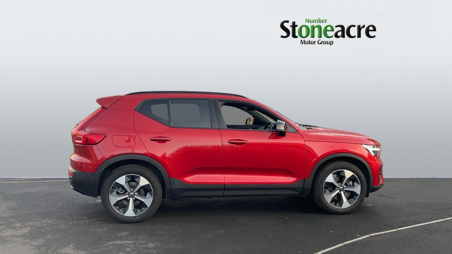Used Volvo XC40 2025 for sale - 76990275: Photo 3