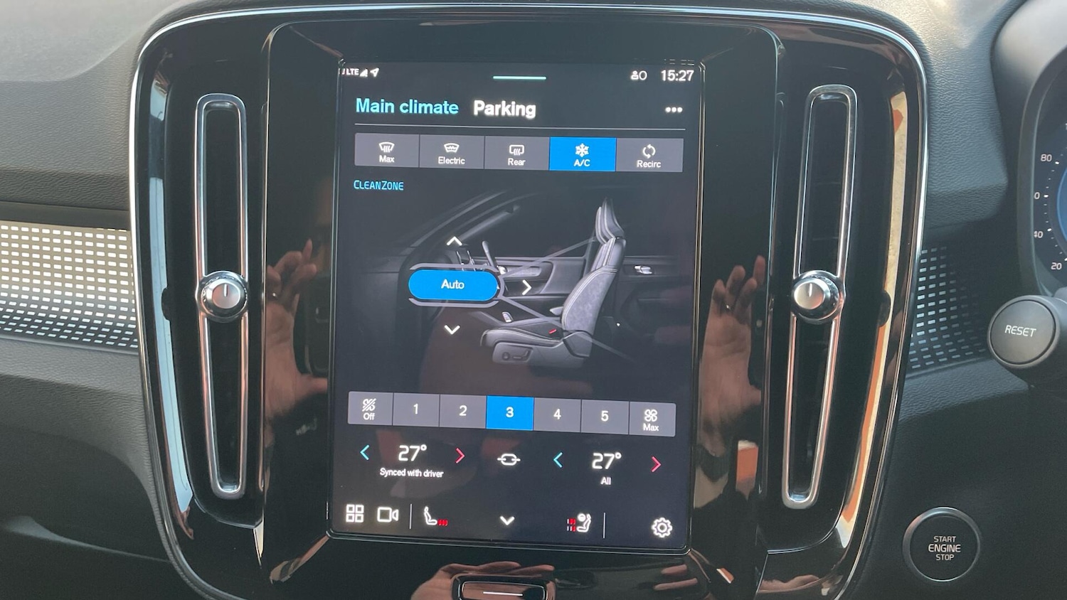 Used Volvo XC40 2025 for sale - 76990275: Photo 34