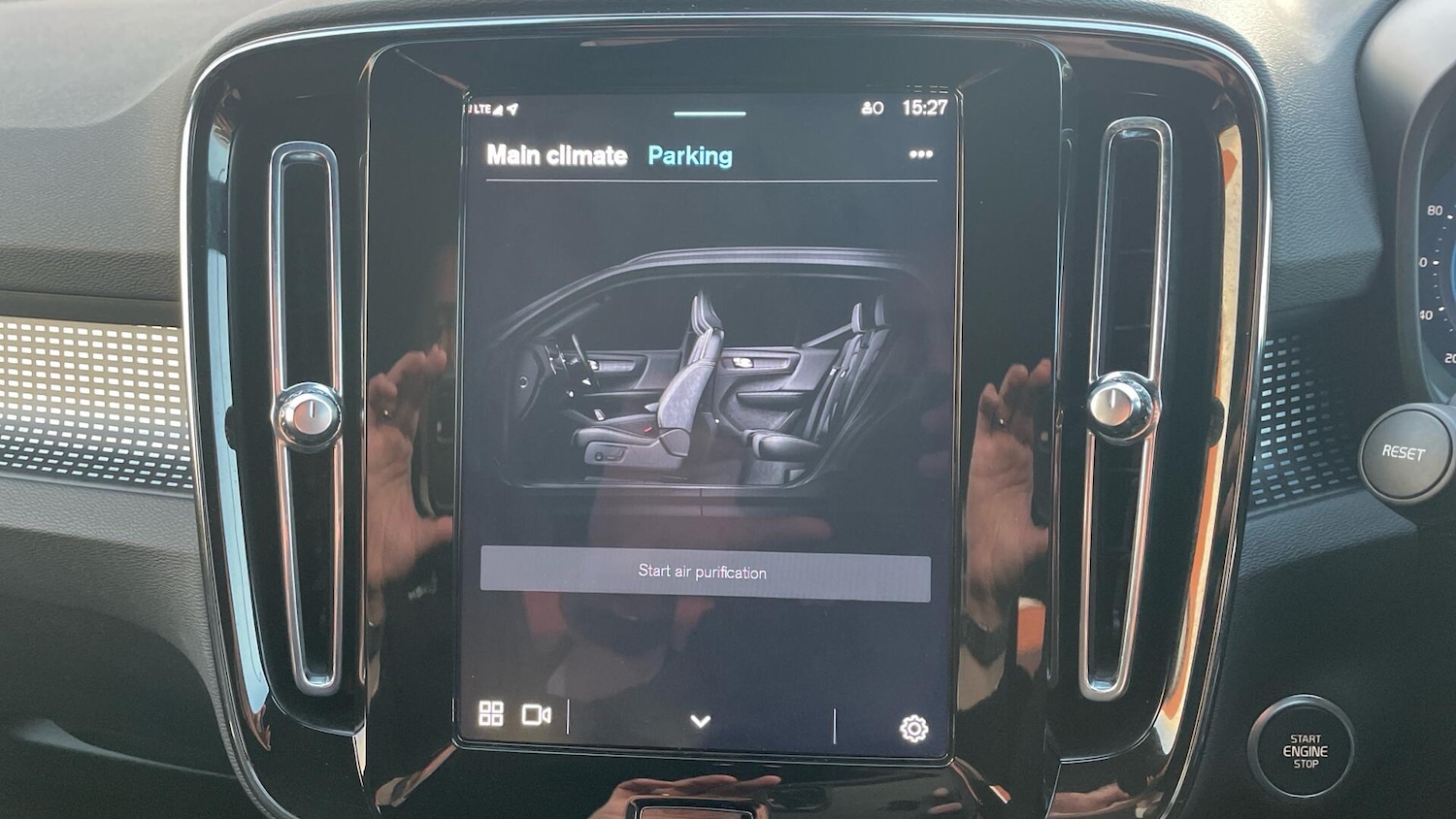 Used Volvo XC40 2025 for sale - 76990275: Photo 35