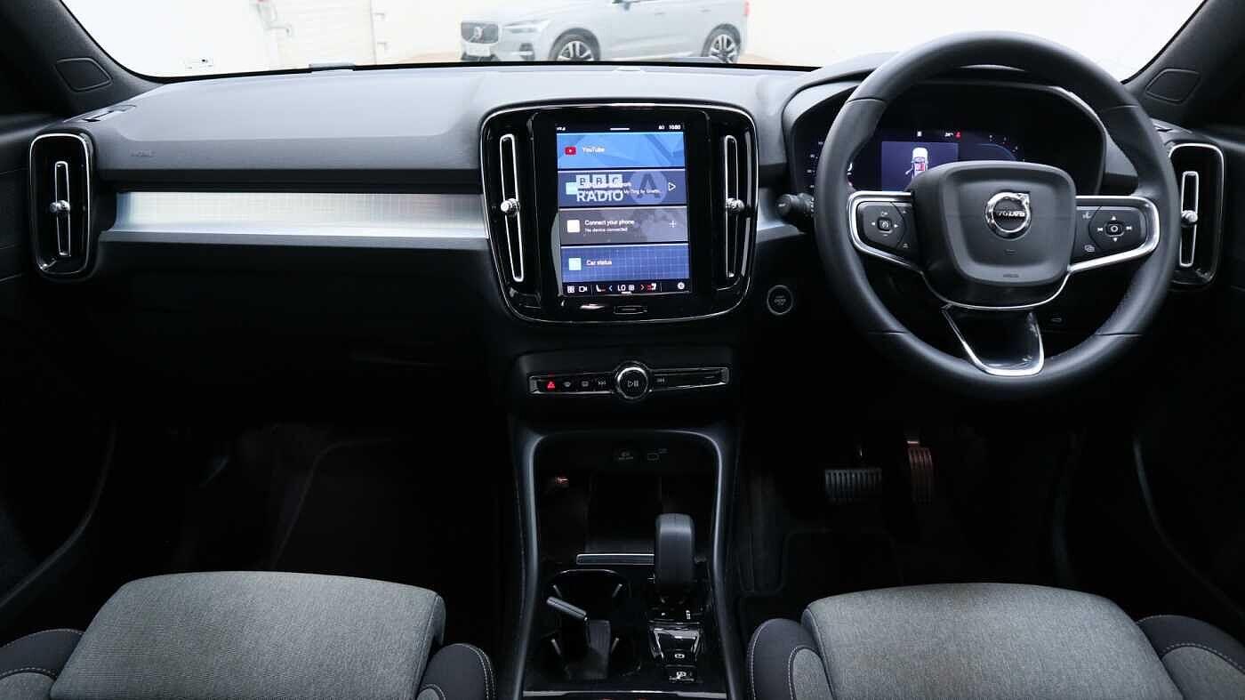 Used Volvo XC40 2024 for sale - 76887311: Photo 10