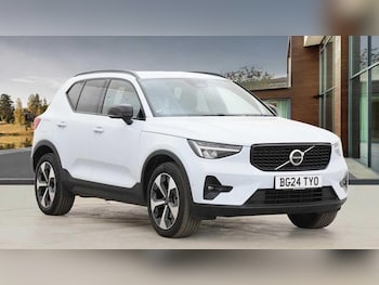 Used Volvo XC40 2024 for sale - 76887311: Photo