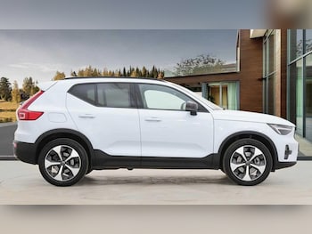 Used Volvo XC40 2024 for sale - 76887311: Photo