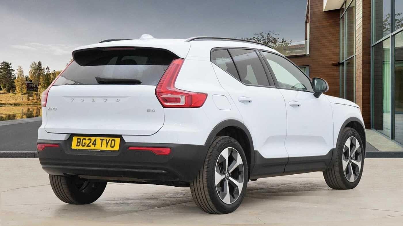 Used Volvo XC40 2024 for sale - 76887311: Photo 3