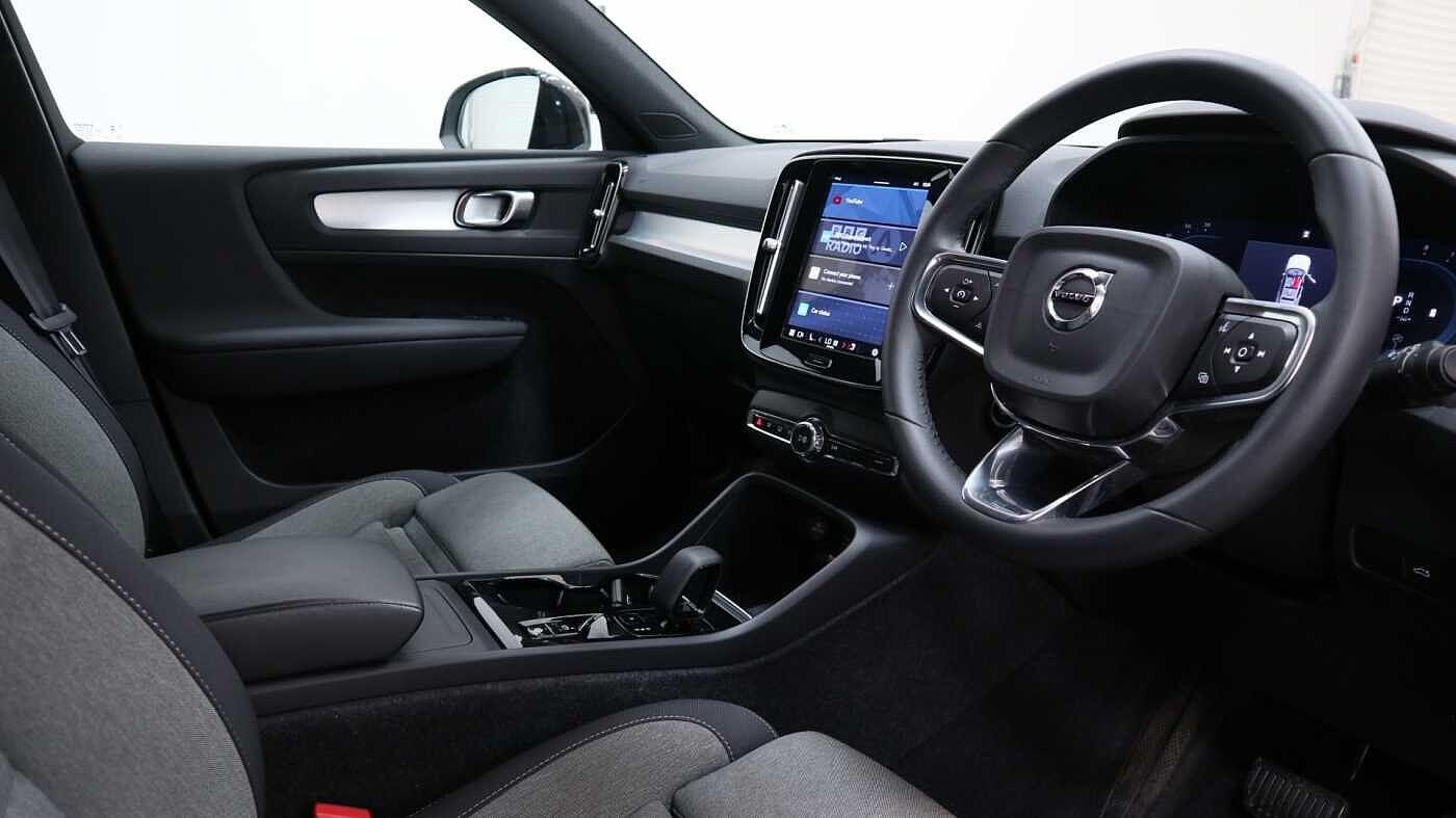 Used Volvo XC40 2024 for sale - 76887311: Photo 9