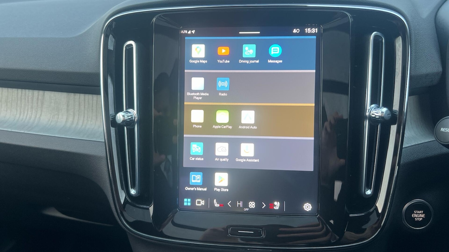 Used Volvo XC40 2024 for sale - 76990197: Photo 12