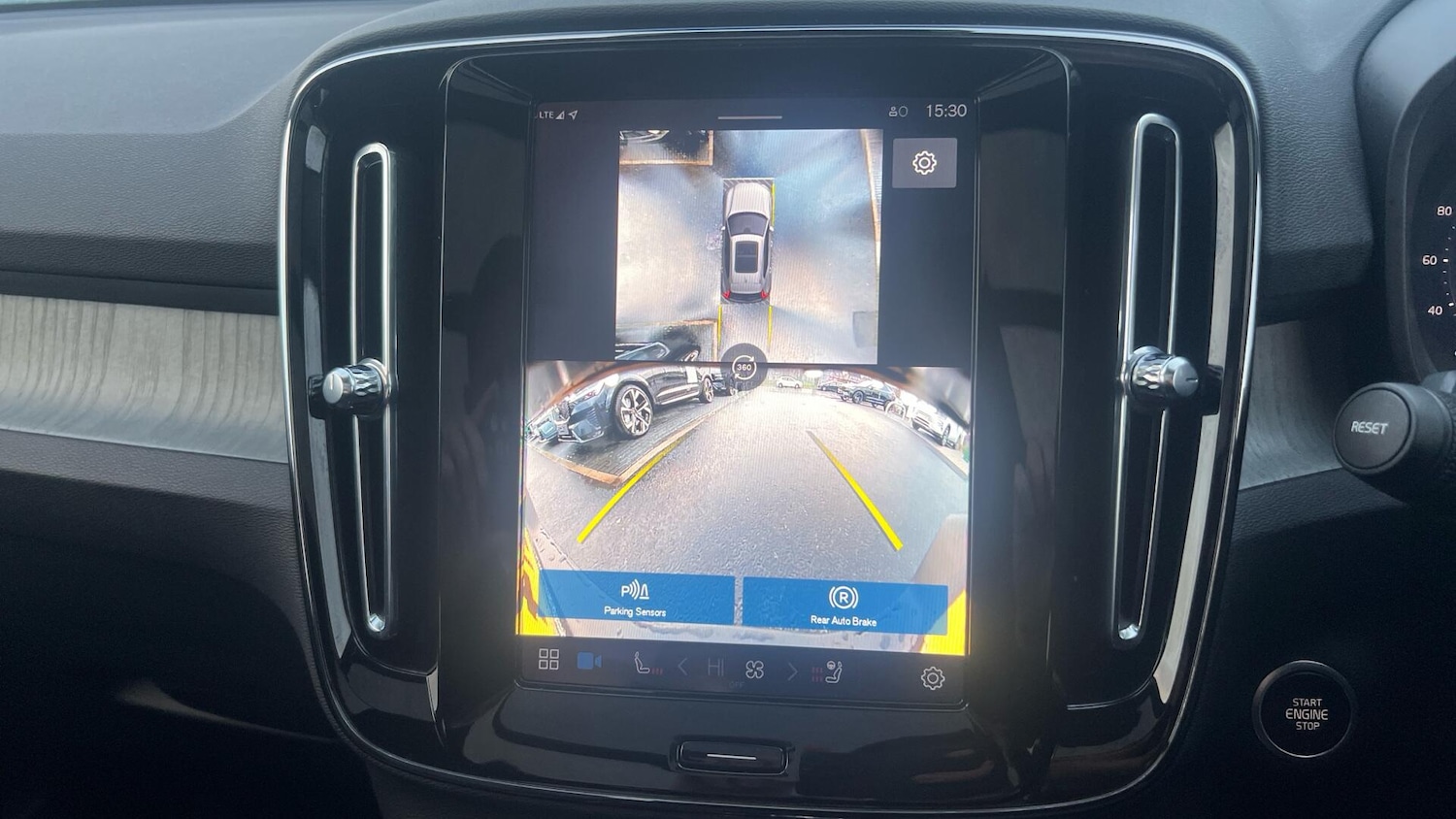 Used Volvo XC40 2024 for sale - 76990197: Photo 18