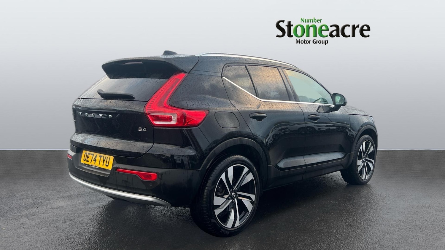 Used Volvo XC40 2024 for sale - 76990197: Photo 2