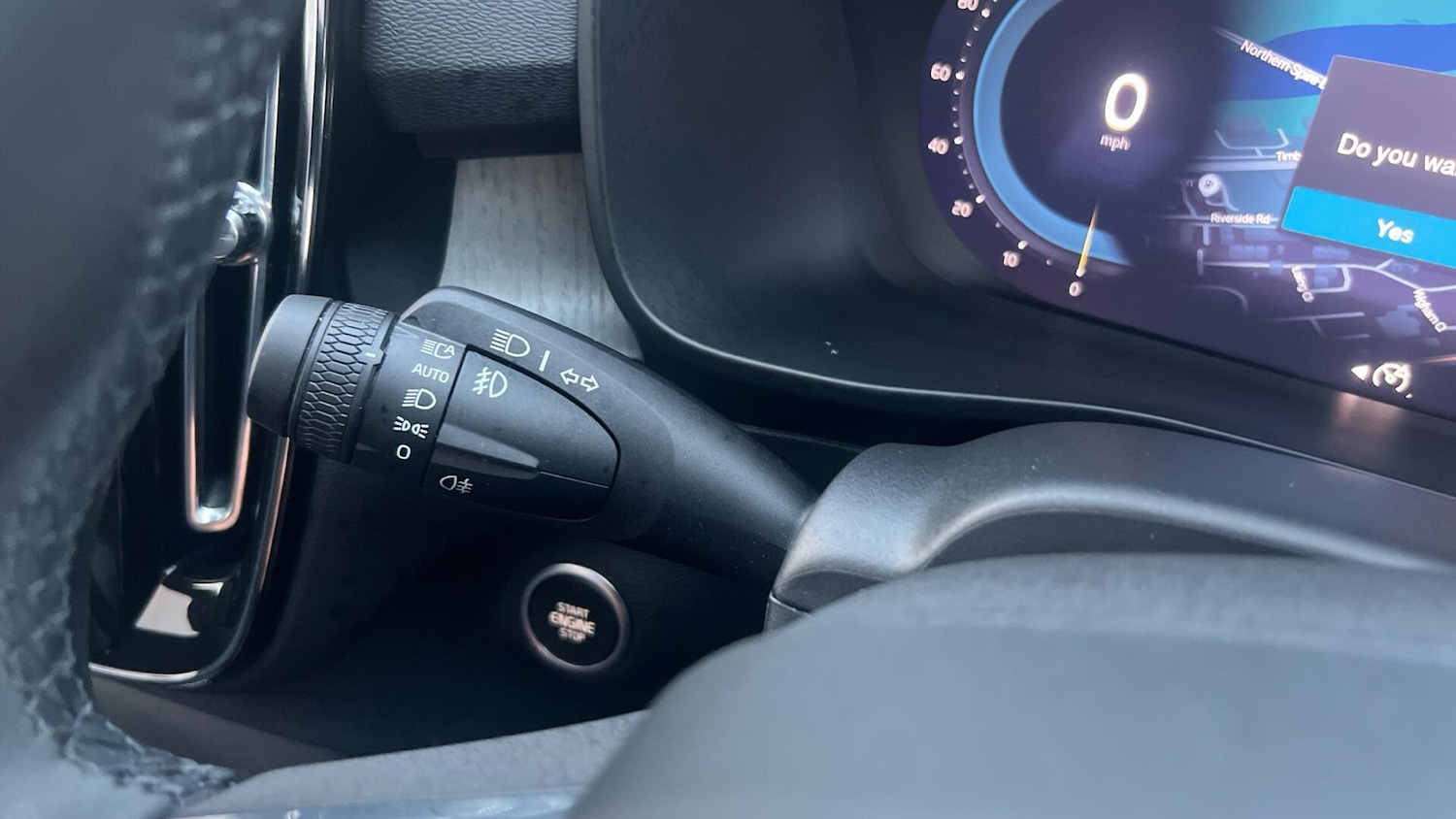 Used Volvo XC40 2024 for sale - 76990197: Photo 20