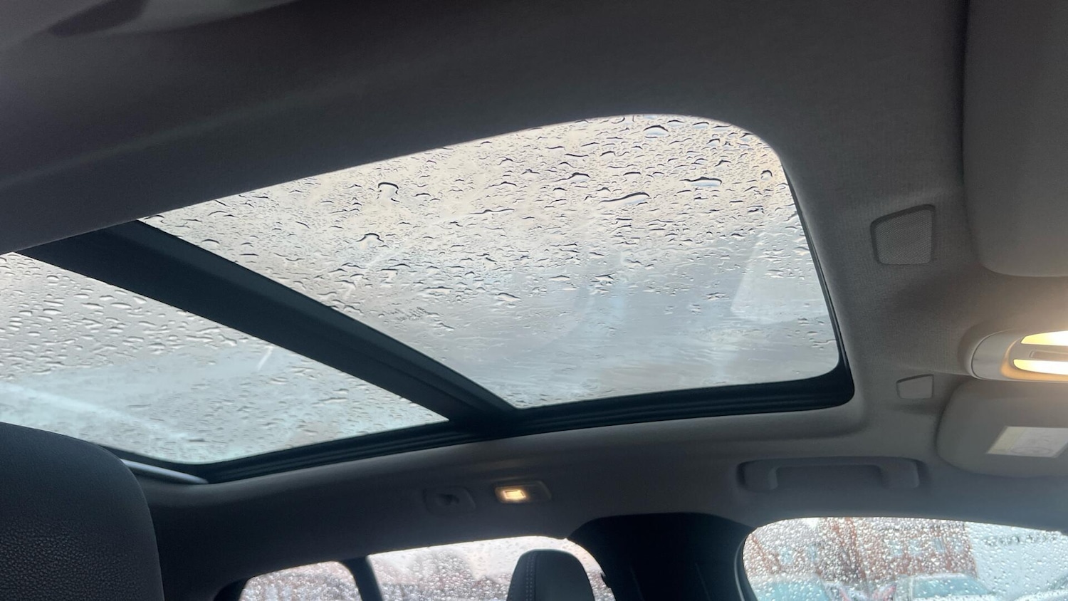 Used Volvo XC40 2024 for sale - 76990197: Photo 31