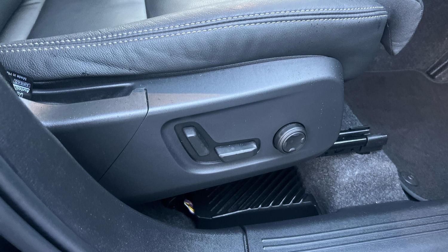 Used Volvo XC40 2024 for sale - 76990197: Photo 44