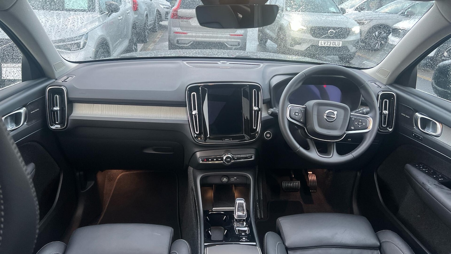Used Volvo XC40 2024 for sale - 76990197: Photo 5
