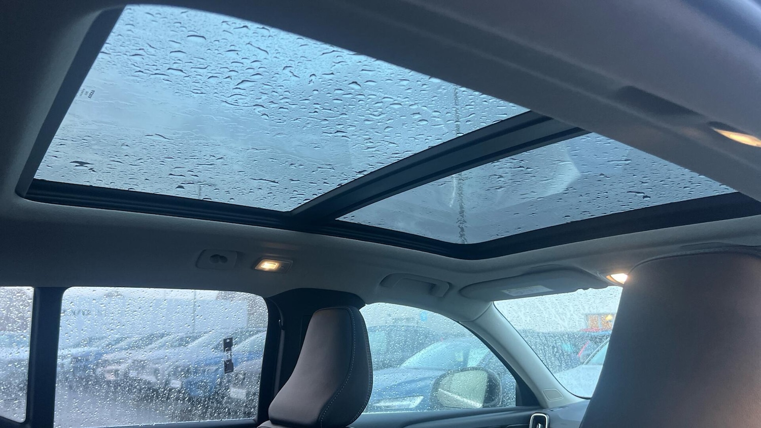 Used Volvo XC40 2024 for sale - 76990197: Photo 60