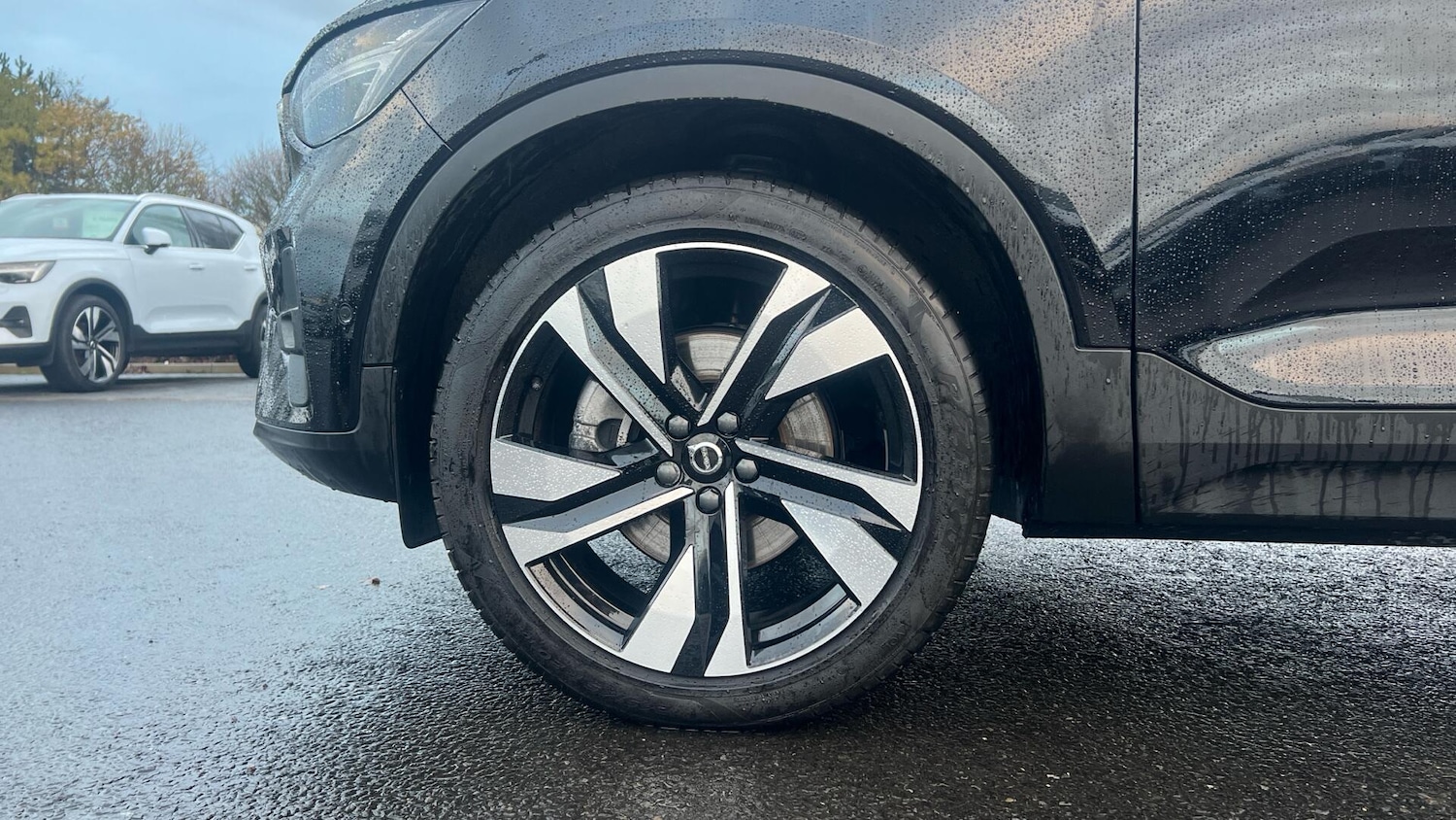 Used Volvo XC40 2024 for sale - 76990197: Photo 9