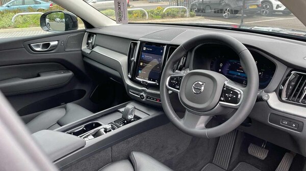 Used Volvo XC60 2024 for sale - 74643480: Photo 5