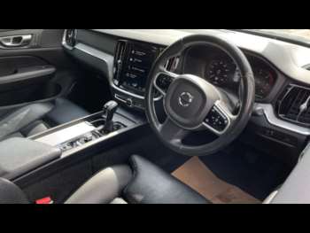 Used Volvo V60 2019 for sale - 75024142: Photo