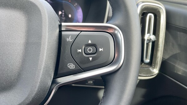 Used Volvo XC40 2024 for sale - 75670803: Photo 21