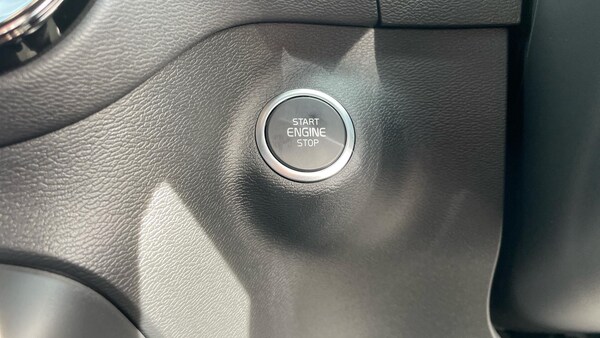 Used Volvo XC40 2024 for sale - 75670803: Photo 26