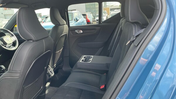 Used Volvo XC40 2024 for sale - 75670803: Photo 32