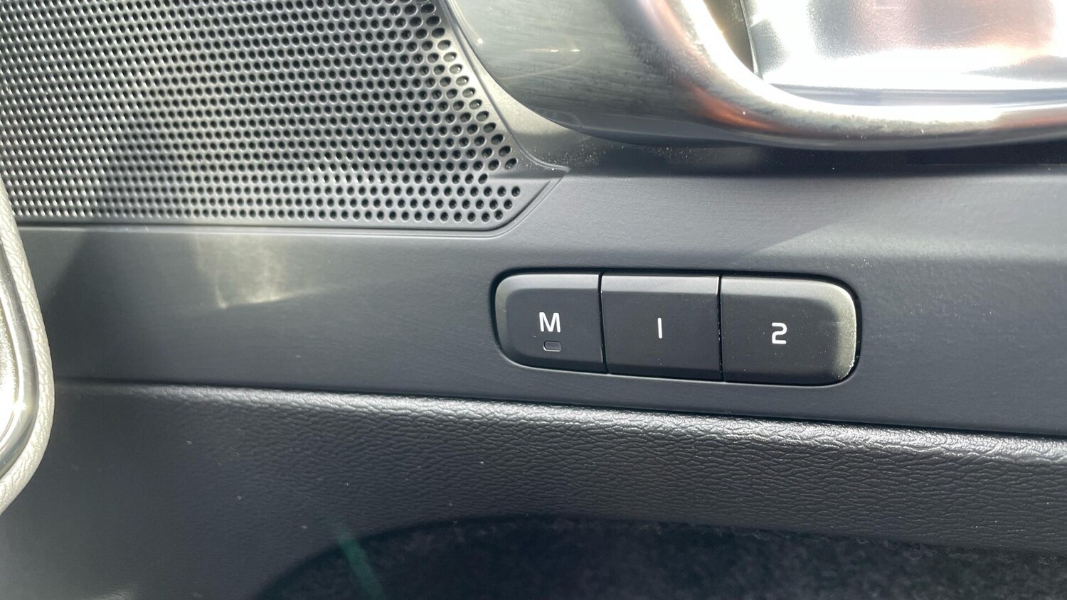 Used Volvo XC40 2024 for sale - 75670803: Photo 60