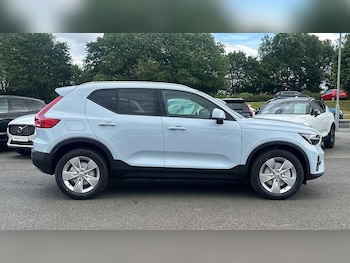 Used Volvo XC40 2025 for sale - 76592141: Photo