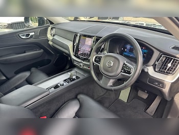 Used Volvo XC60 2023 for sale - 78636429: Photo