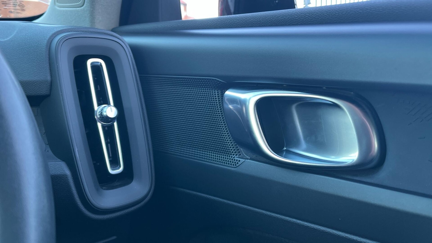 Used Volvo XC40 2022 for sale - 77175305: Photo 25