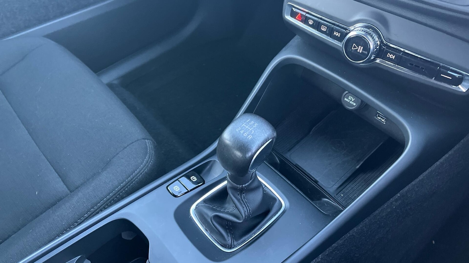 Used Volvo XC40 2022 for sale - 77175305: Photo 49