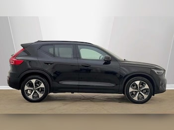 Used Volvo XC40 2025 for sale - 78622621: Photo