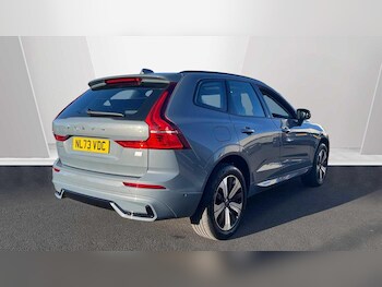 Used Volvo XC60 2023 for sale - 77892179: Photo