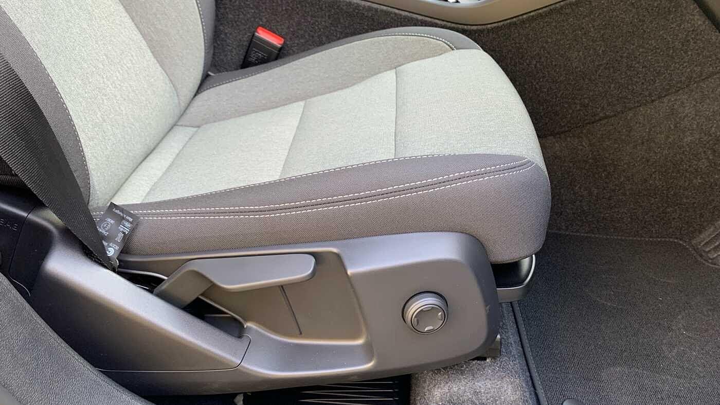 Used Volvo XC40 2025 for sale - 78170832: Photo 32