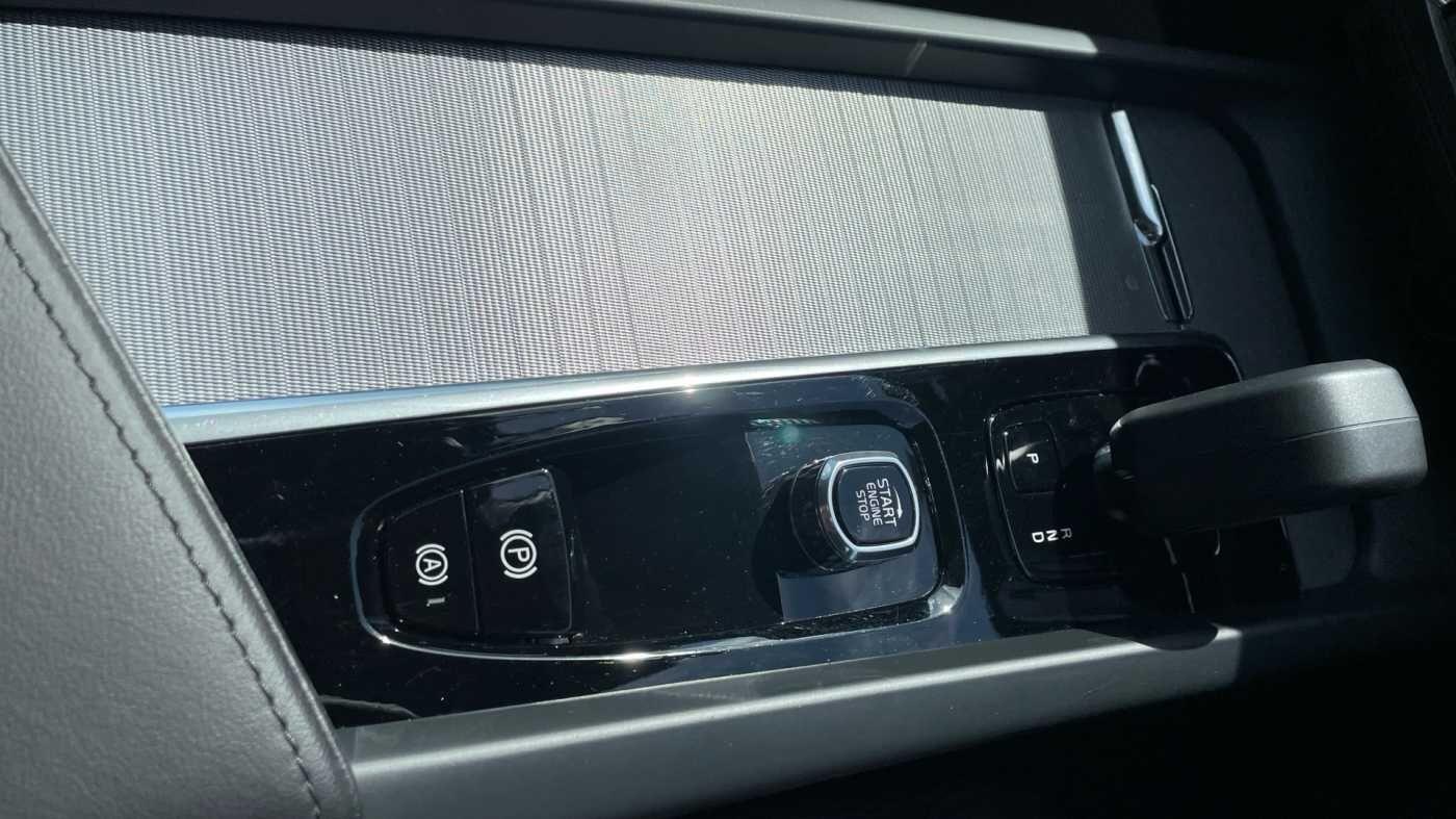 Used Volvo XC60 2024 for sale - 76020625: Photo 59