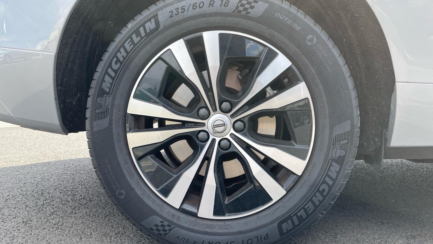Used Volvo XC60 2024 for sale - 76020625: Photo 80