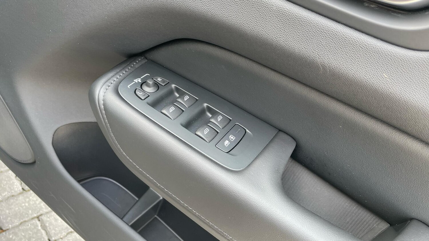 Used Volvo XC60 2024 for sale - 76020625: Photo 94