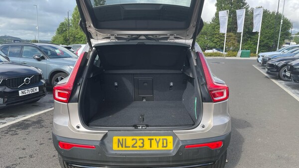 Used Volvo XC40 2023 for sale - 75185947: Photo 13