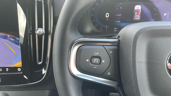 Used Volvo XC40 2023 for sale - 75185947: Photo 19
