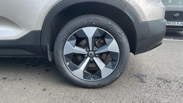 Used Volvo XC40 2023 for sale - 75185947: Photo 33