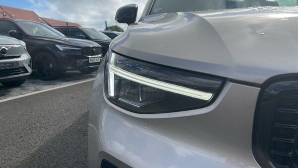 Used Volvo XC40 2023 for sale - 75185947: Photo 37