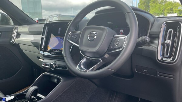 Used Volvo XC40 2023 for sale - 75185947: Photo 49