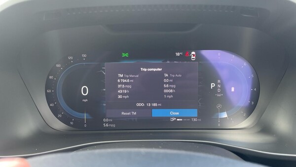 Used Volvo XC40 2023 for sale - 75185947: Photo 53