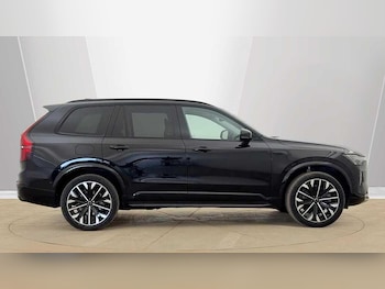 Used Volvo XC90 2025 for sale - 78842756: Photo