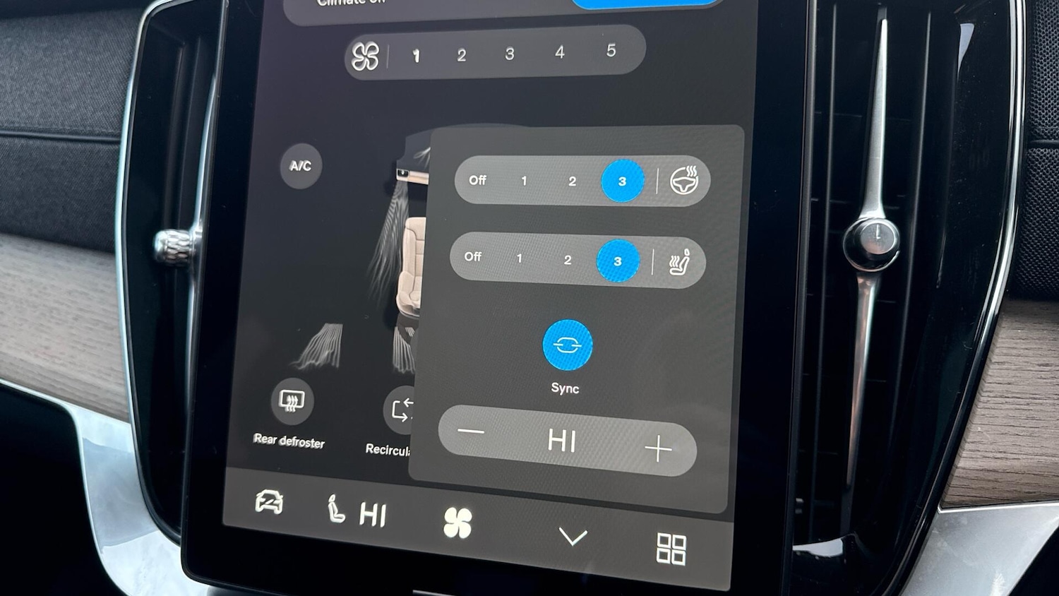 Used Volvo XC90 2025 for sale - 77237727: Photo 16