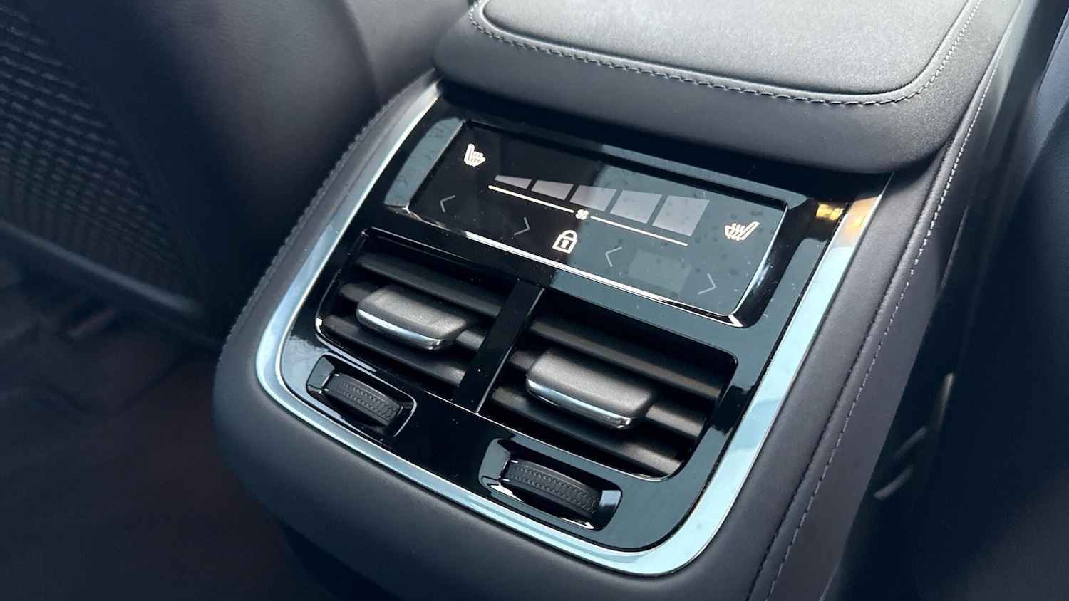 Used Volvo XC90 2025 for sale - 77237727: Photo 33