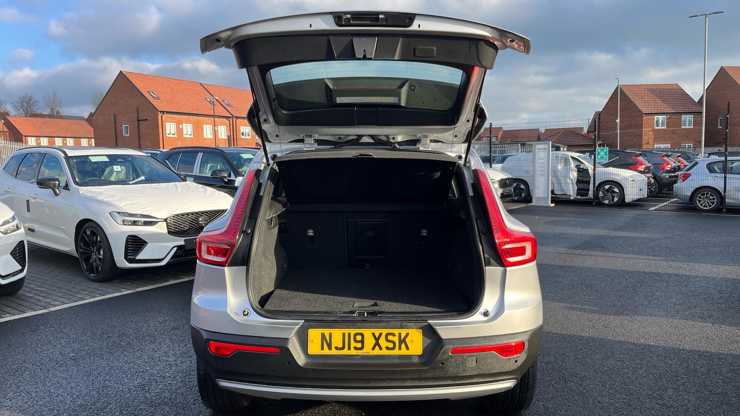 Used Volvo XC40 2019 for sale - 77229969: Photo 13