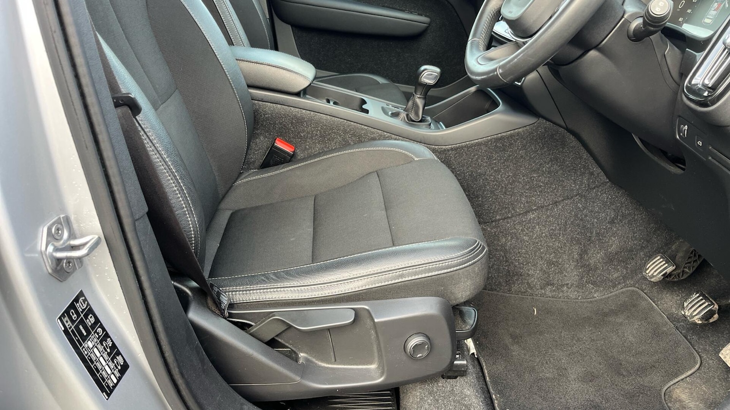 Used Volvo XC40 2019 for sale - 77229969: Photo 28